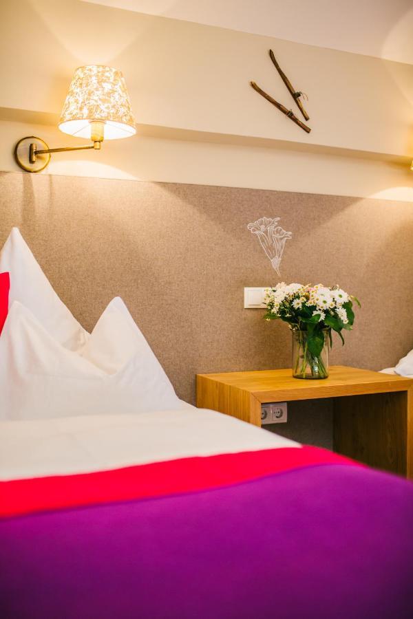 Hotel Dr. Otto Murr Sankt Anton am Arlberg Esterno foto