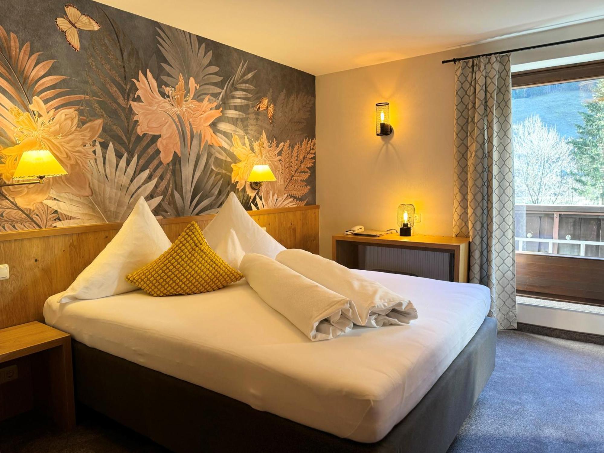 Hotel Dr. Otto Murr Sankt Anton am Arlberg Esterno foto