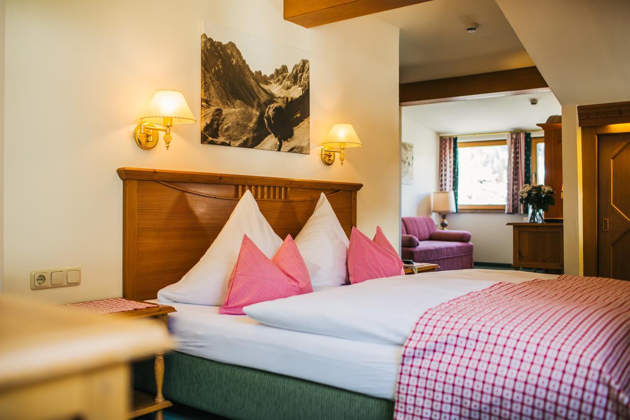 Hotel Dr. Otto Murr Sankt Anton am Arlberg Esterno foto